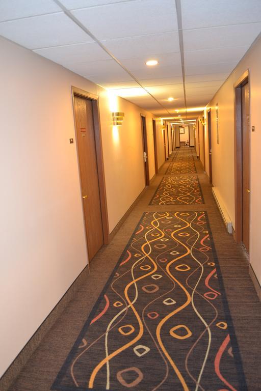Sky Lodge Inn & Suites - Delavan Εξωτερικό φωτογραφία