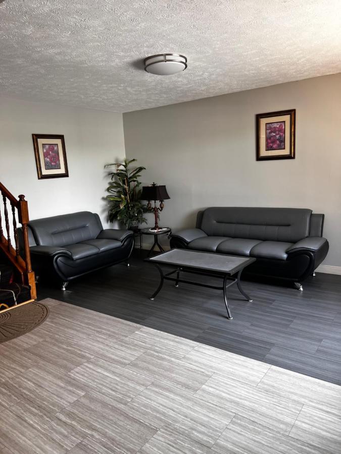 Sky Lodge Inn & Suites - Delavan Εξωτερικό φωτογραφία