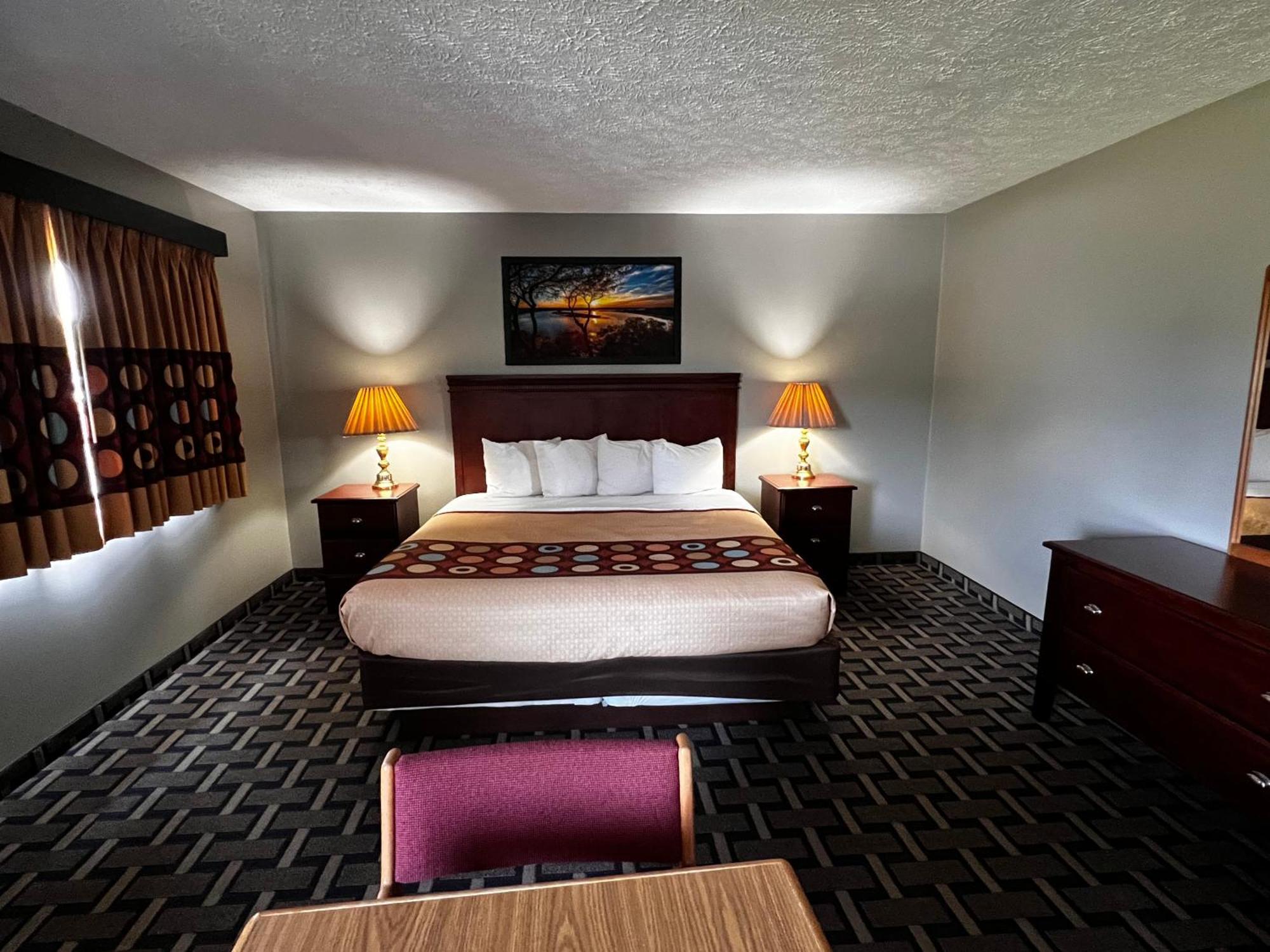 Sky Lodge Inn & Suites - Delavan Εξωτερικό φωτογραφία