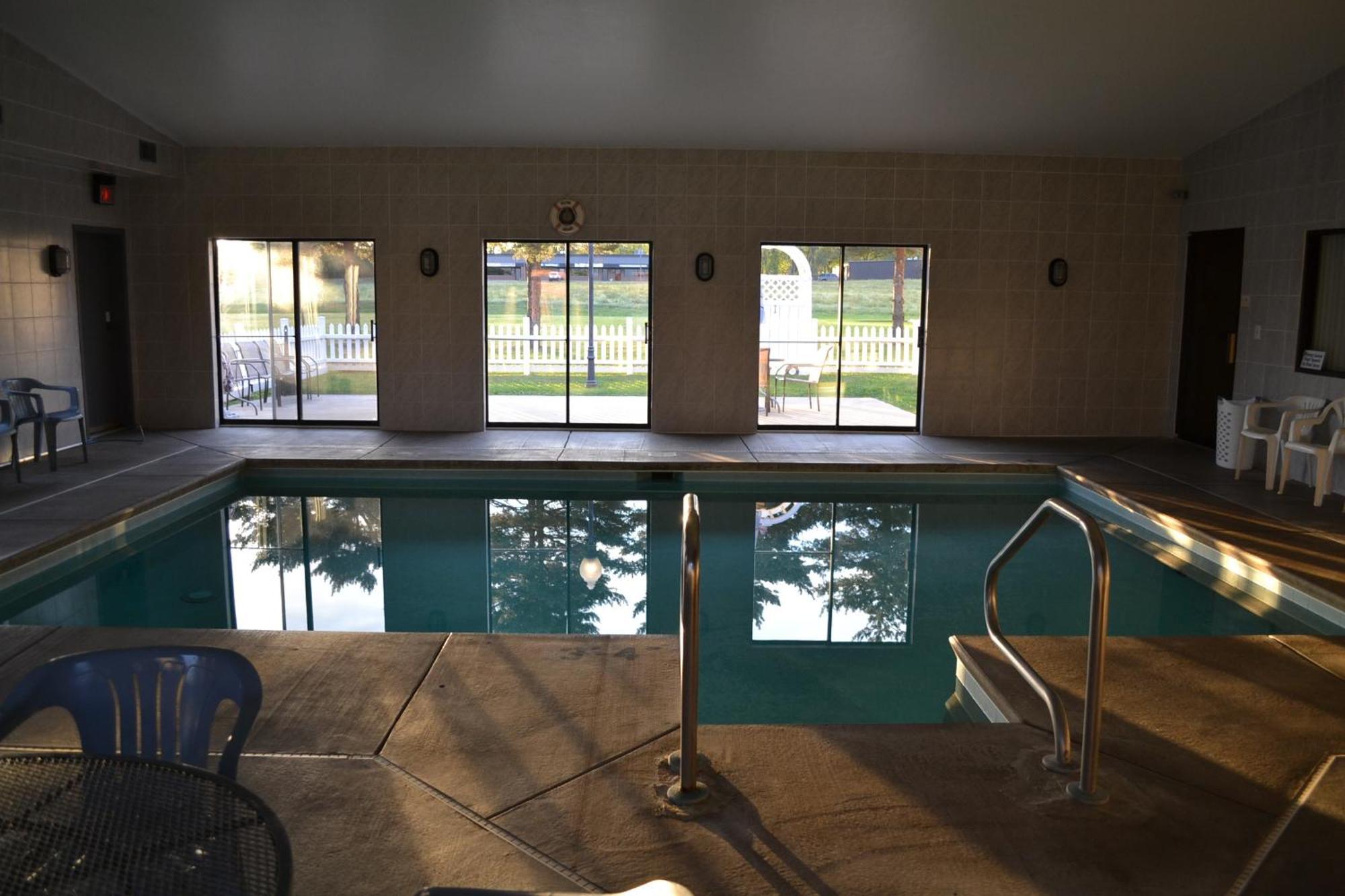 Sky Lodge Inn & Suites - Delavan Εξωτερικό φωτογραφία